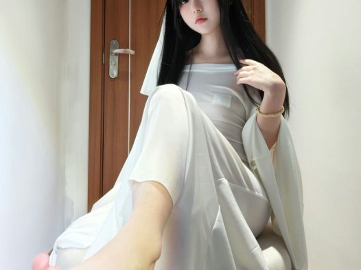 <span style='color:red;font-size:16px;'>[专享]</span> 谜之呆梨24年10月fantia [141P+2V-1.07G]