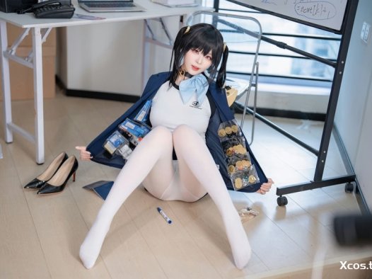<span style='color:red;font-size:16px;'>[专享]</span> 轩萧学姐 NO.071 Nikke胜利女神 索拉 [50P-161M]